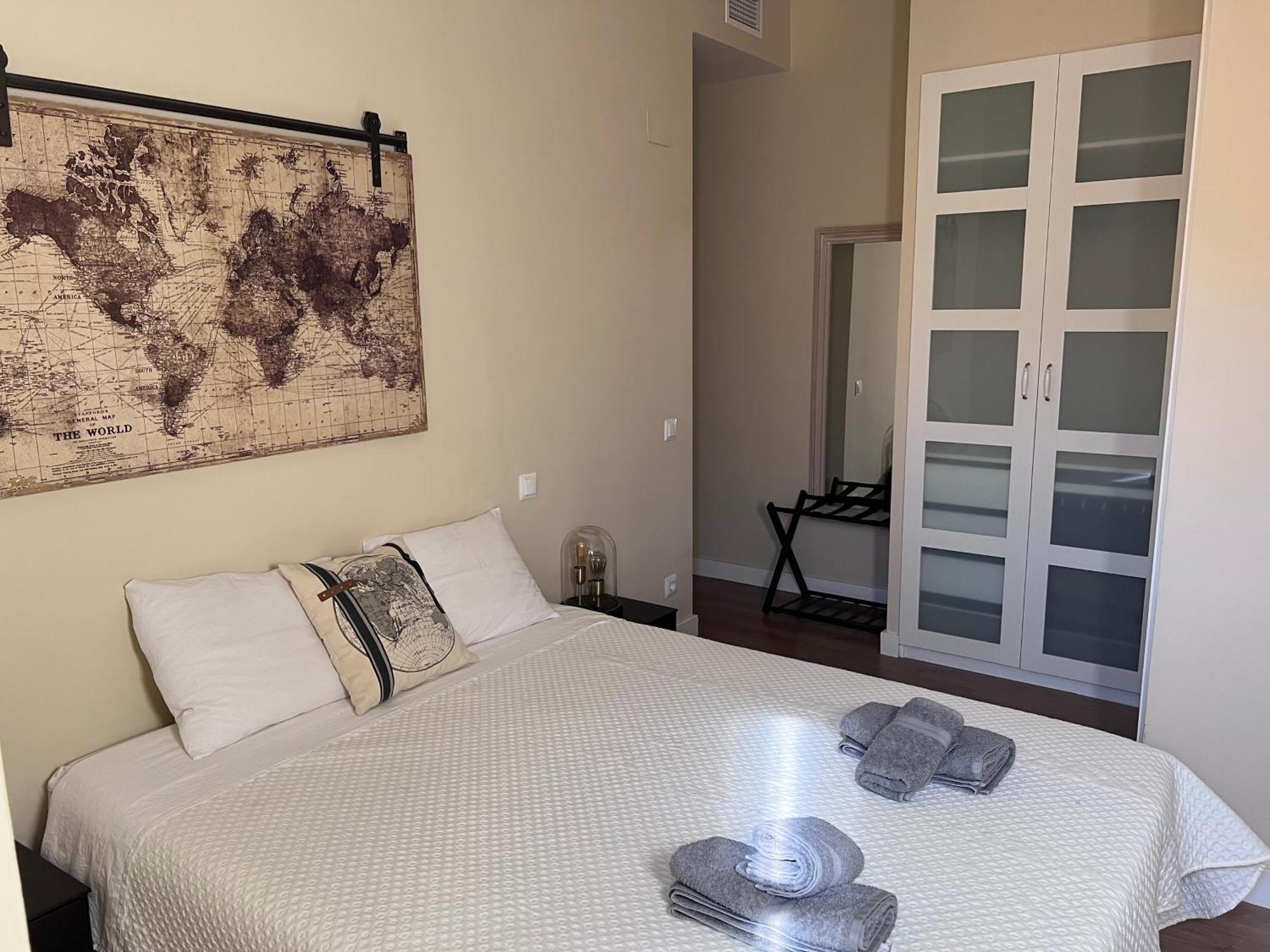 In Monumental Square Center Appartement