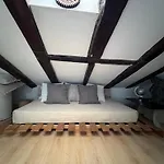 Apartment In Monumental Square Madrid Center