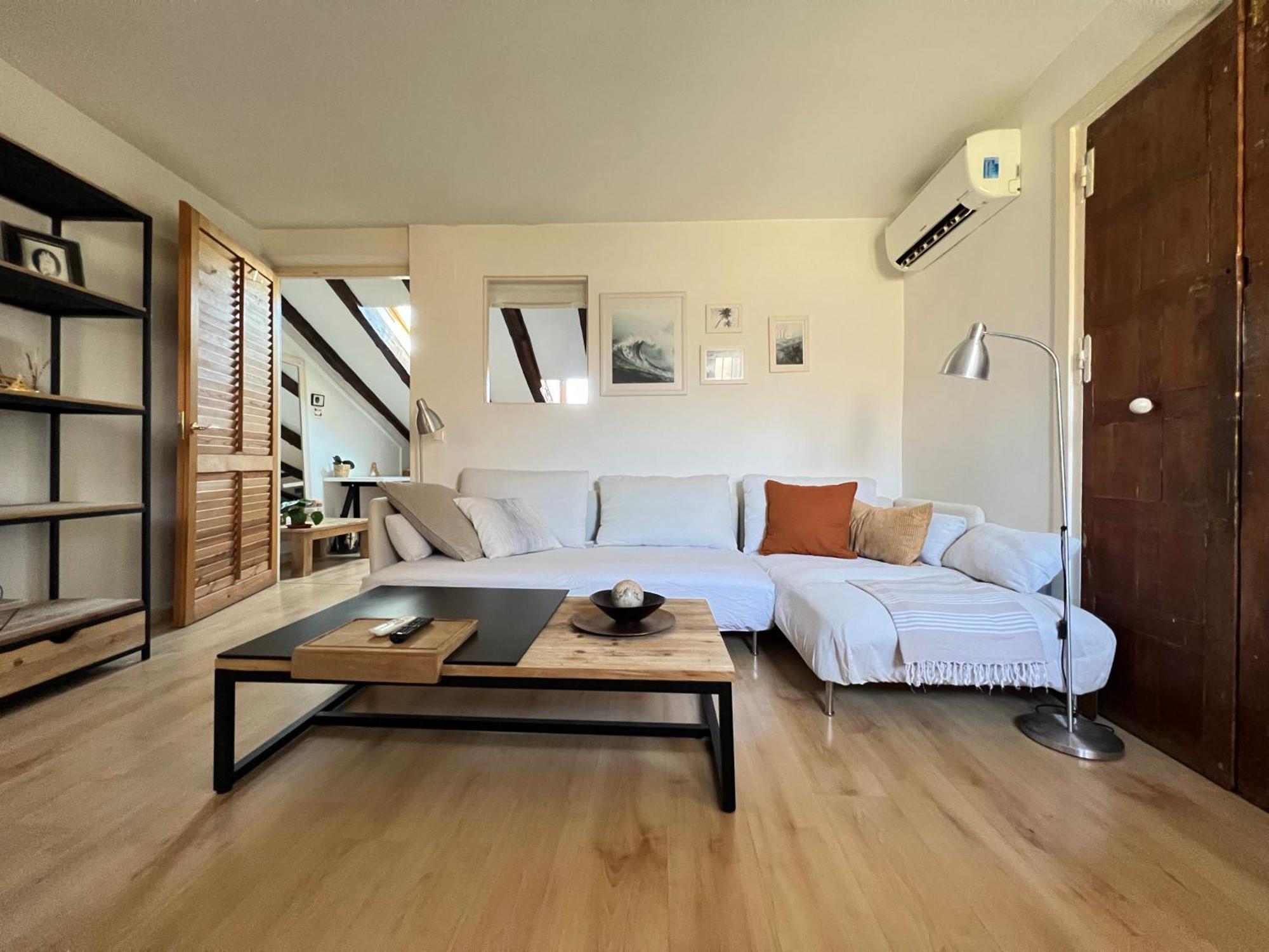 Apartment In Monumental Square Center *